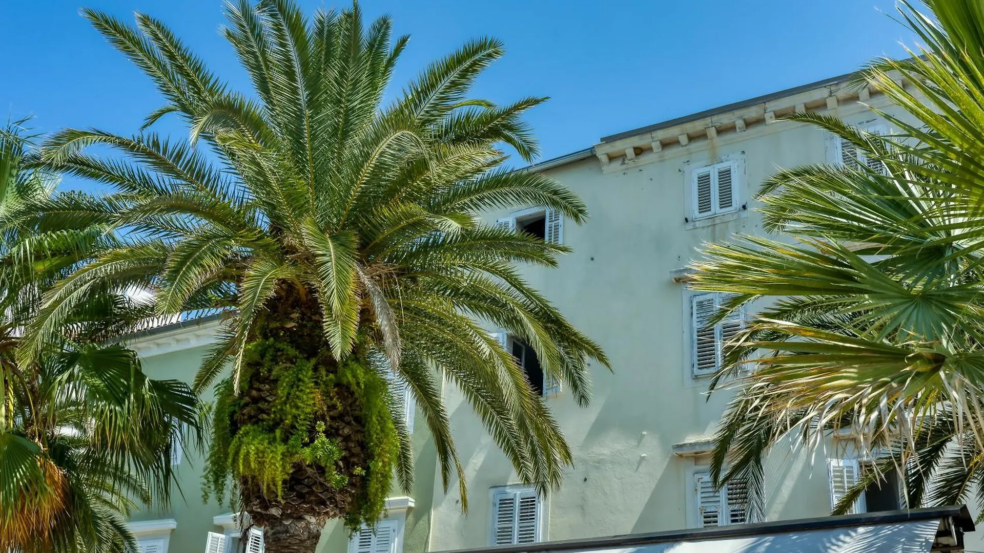 Lasta Losinj Town Studio Apartments - Happy Rentals 말리로시니